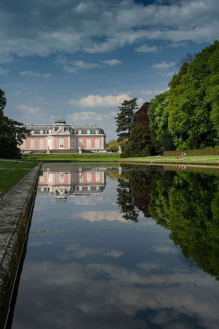 Schloss Benrath (Benrath Palace), Duesseldorf, North Rhine-Westphalia, Germany