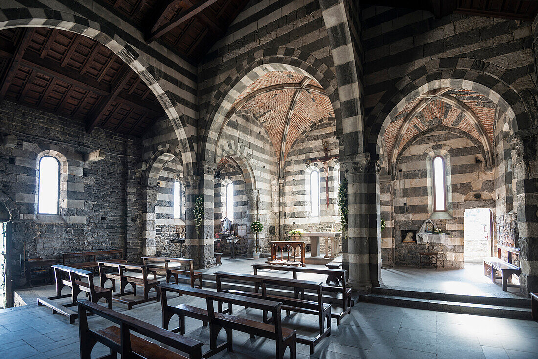 Innenansicht der Kirche San Pietro, Porto Venere, La Spezia, Ligurien, Italien