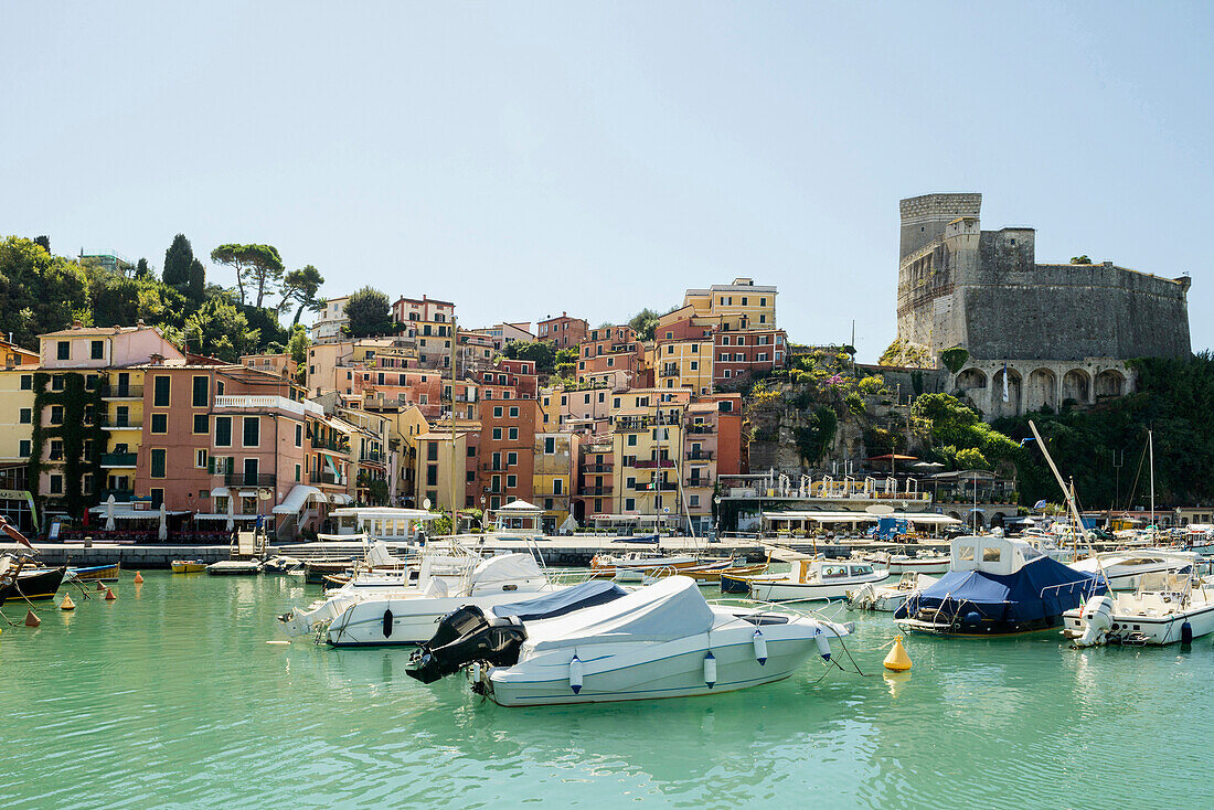 Harbour and castle, Lerici, province of La Spezia, Liguria, Italia