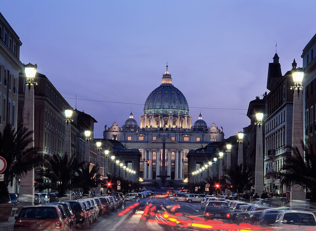 Italy, Vatican (St Peter's Basilica) at dusk, Rome