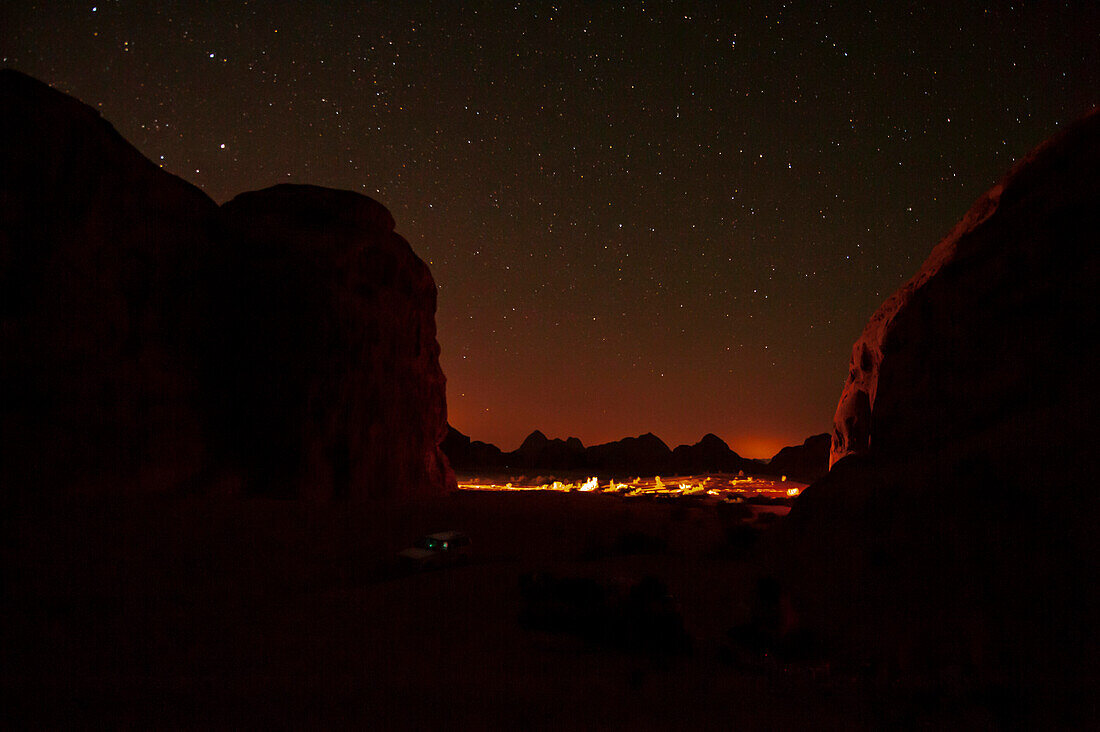 Nacht im Wadi Rum, Jordanien, Naher Osten
