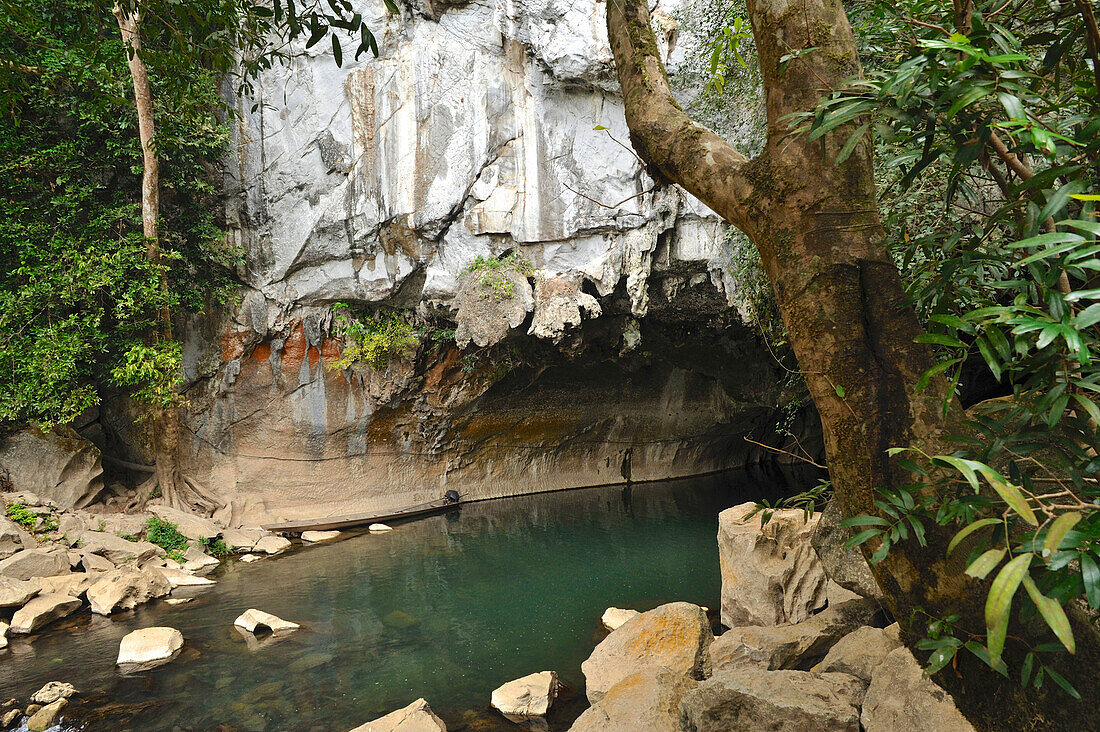 River flowing through the 7km long Tham Kong Lo limestone cave in Central Laos, Khammuan province, Southeast Asia, Asia