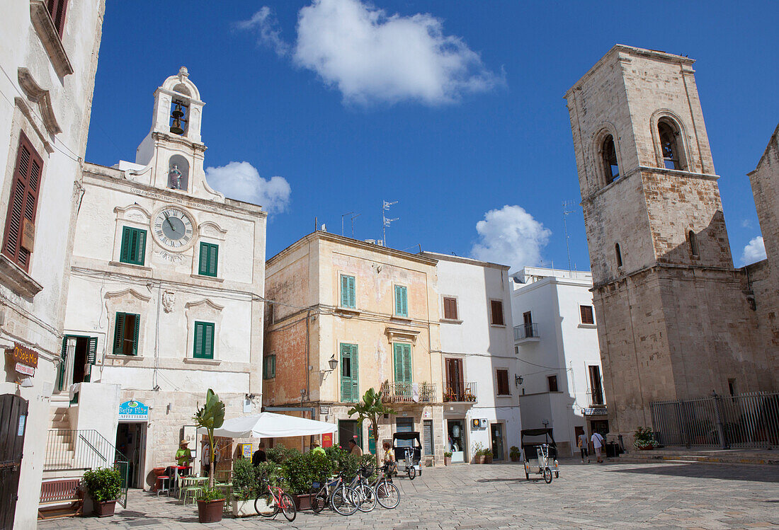 Historical center of Polignano A Mare, Adriatic Sea, Bari Province, Apulia, Italy, Europe