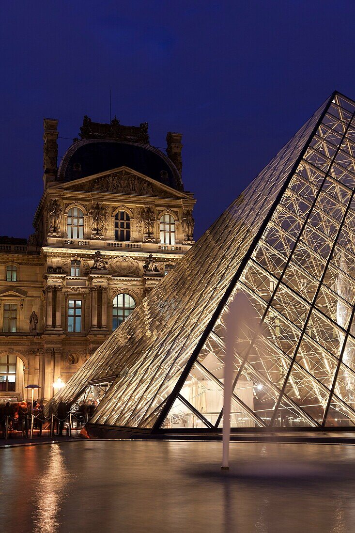 Louvre museum, Paris, Ile de France, France