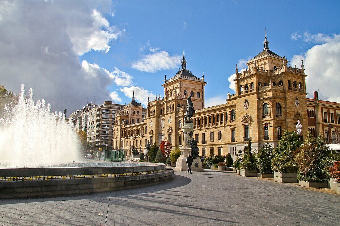 Plaza de Zorrilla, Academia de Caballeria, Valladolid, Castile and León, Spain