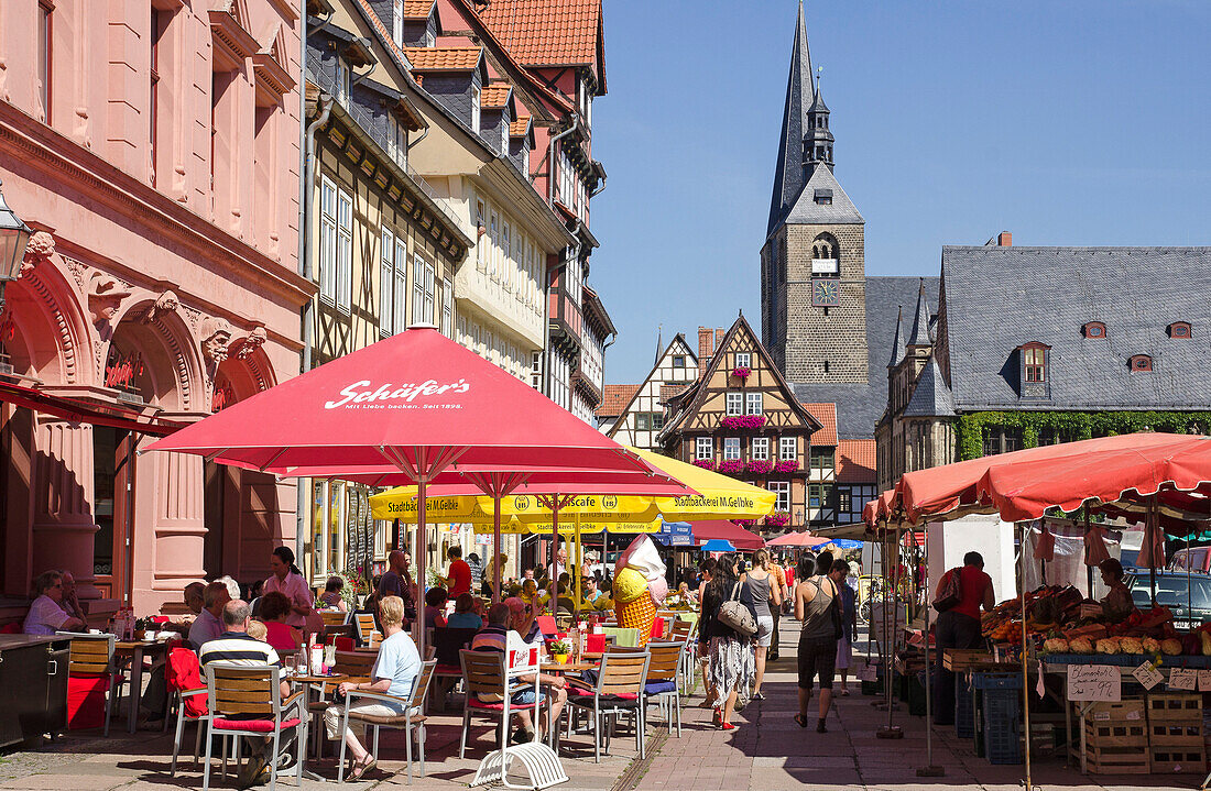 Market square in Quedlinburg, Harz, Saxony-Anhalt, Germany, Europe