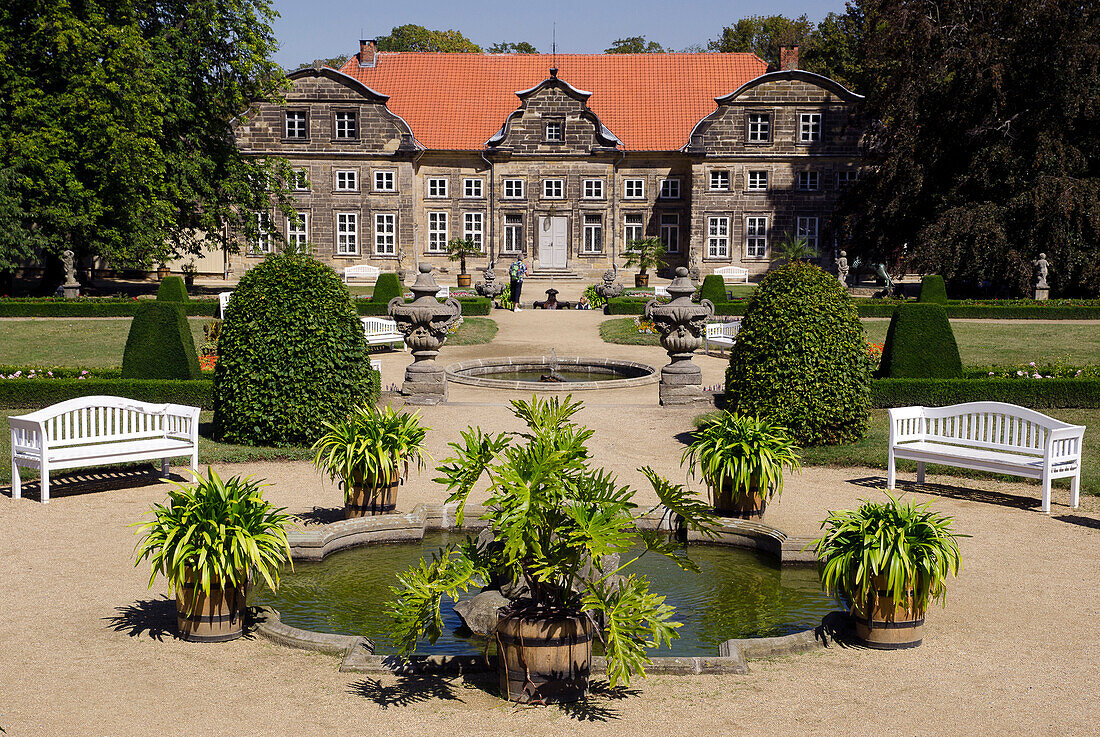 Kleines Schloss mit Barockgarten, Blankenburg, Harz, Sachsen-Anhalt, Deutschland, Europa