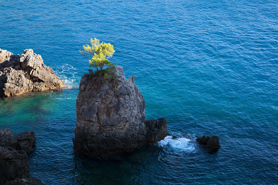 La-Grotta-Bay, bei Paleokastritsa, Insel Korfu, Ionische Inseln, Griechenland