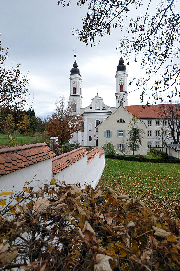 Kloster Irsee bei Kaufbeuren, Ostallgäu, Schwaben, Bayern, Deutschland