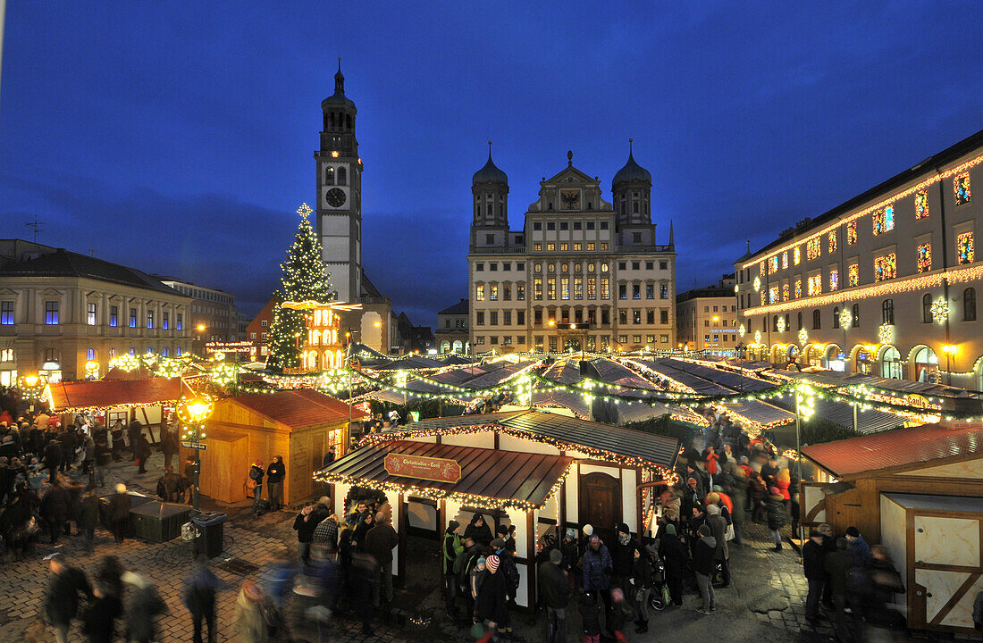 Christmas market on Rathausplatz square, Augsburg, Swabia, Bavaria, Germany