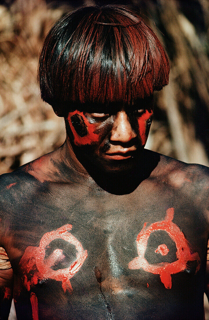 Txicao Indian portrait, Amazon ecosystem, Brazil