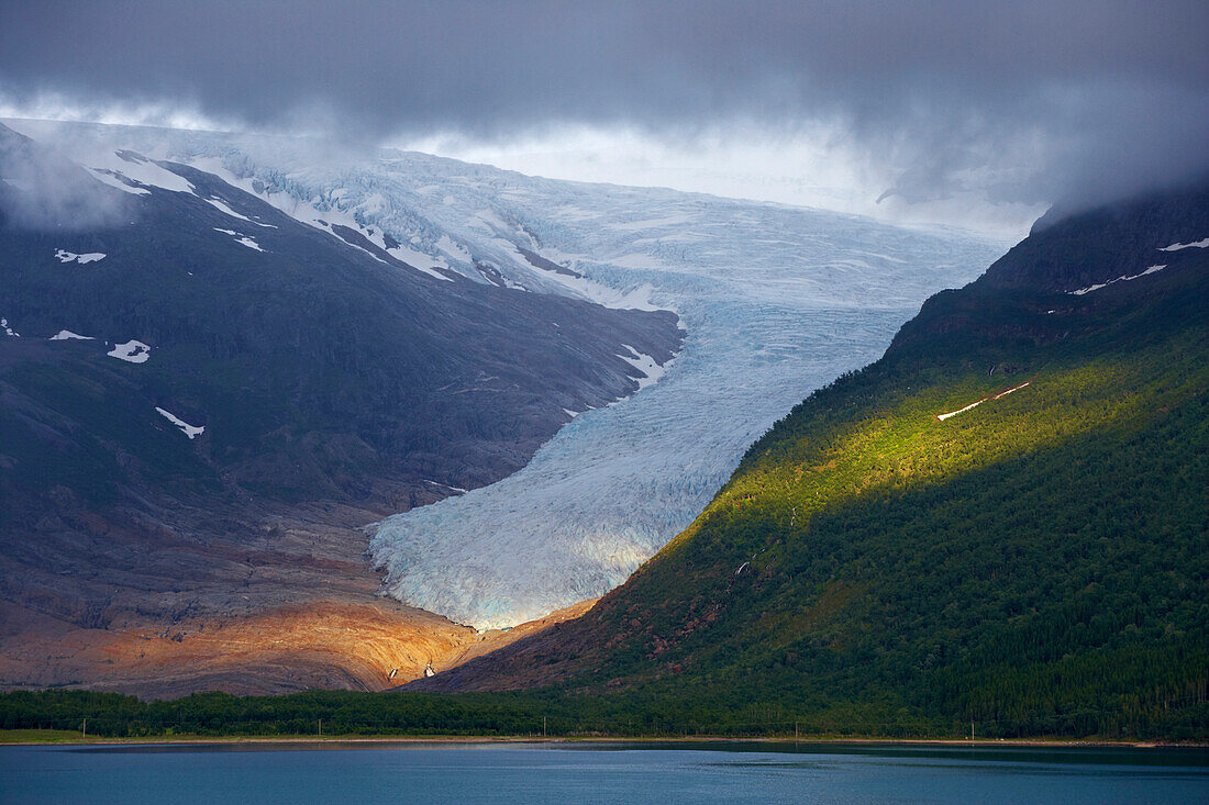 Vestisen of the Svartisen glacier, above Holandsfjord, Province of Nordland, Nordland, Norway, Europe