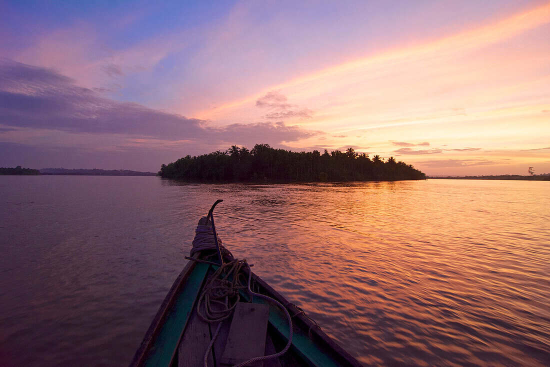 Bootsfahrt auf dem Thanlwin Fluss von Hpa-an nach Mawlamyine, Moulmein, im Süden von Burma, Myanmar