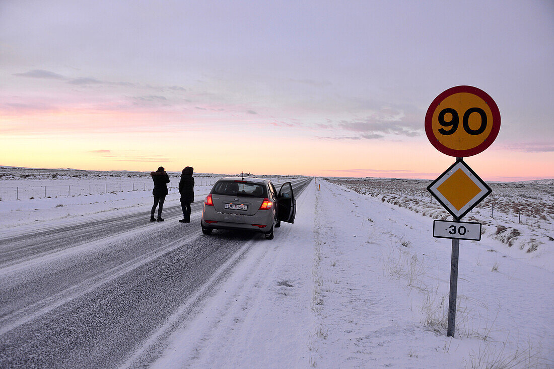 Landstraße am Goldenen Zirkel, Island im Winter, Island