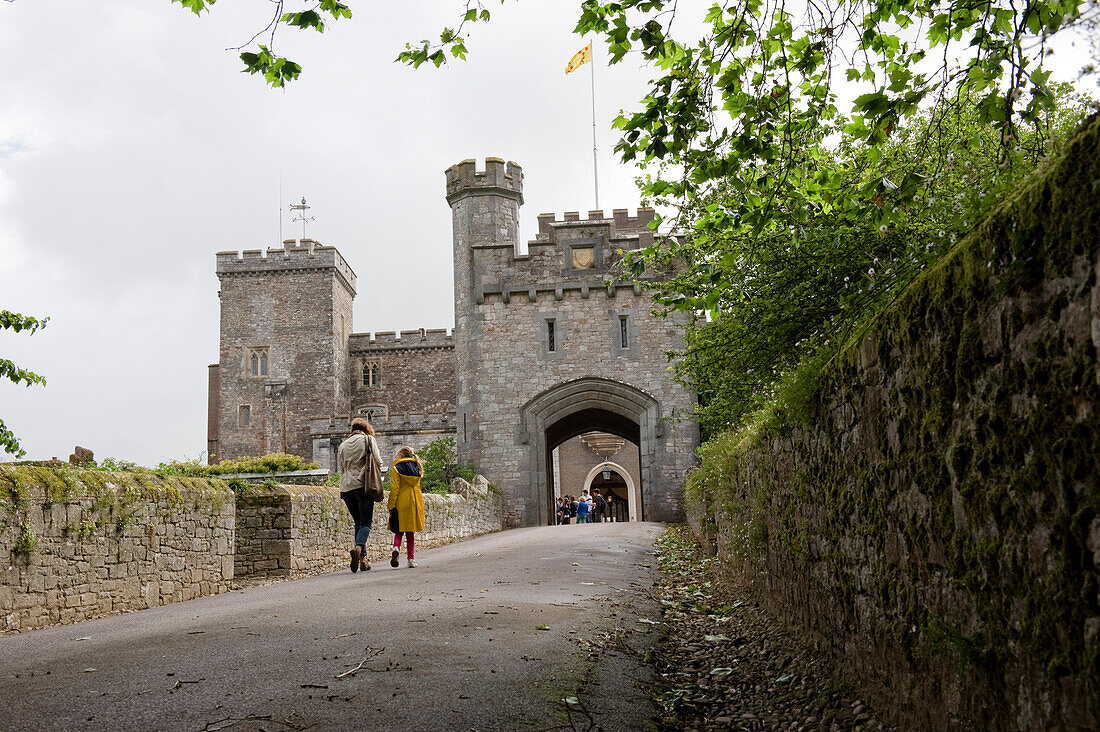 Powderham Castle, Devon, South West England, England, Großbritannien