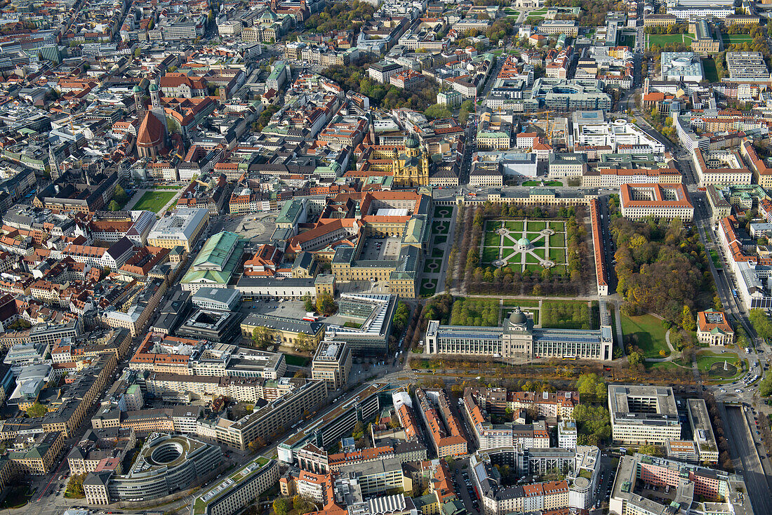 Luftaufnahme der Innenstadt, München, Bayern, Deutschland