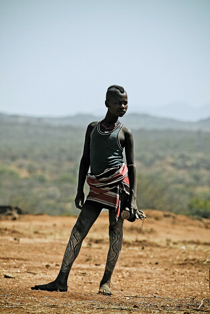Junges Mädchen der Bennar Volksgruppe, Omo Tal, Südäthiopien, Afrika