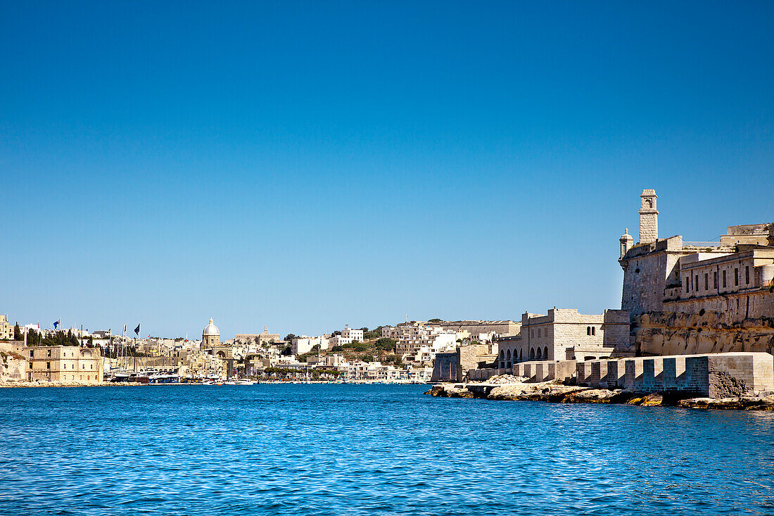 Blick von Valletta auf die Three Cities, Valletta, Malta