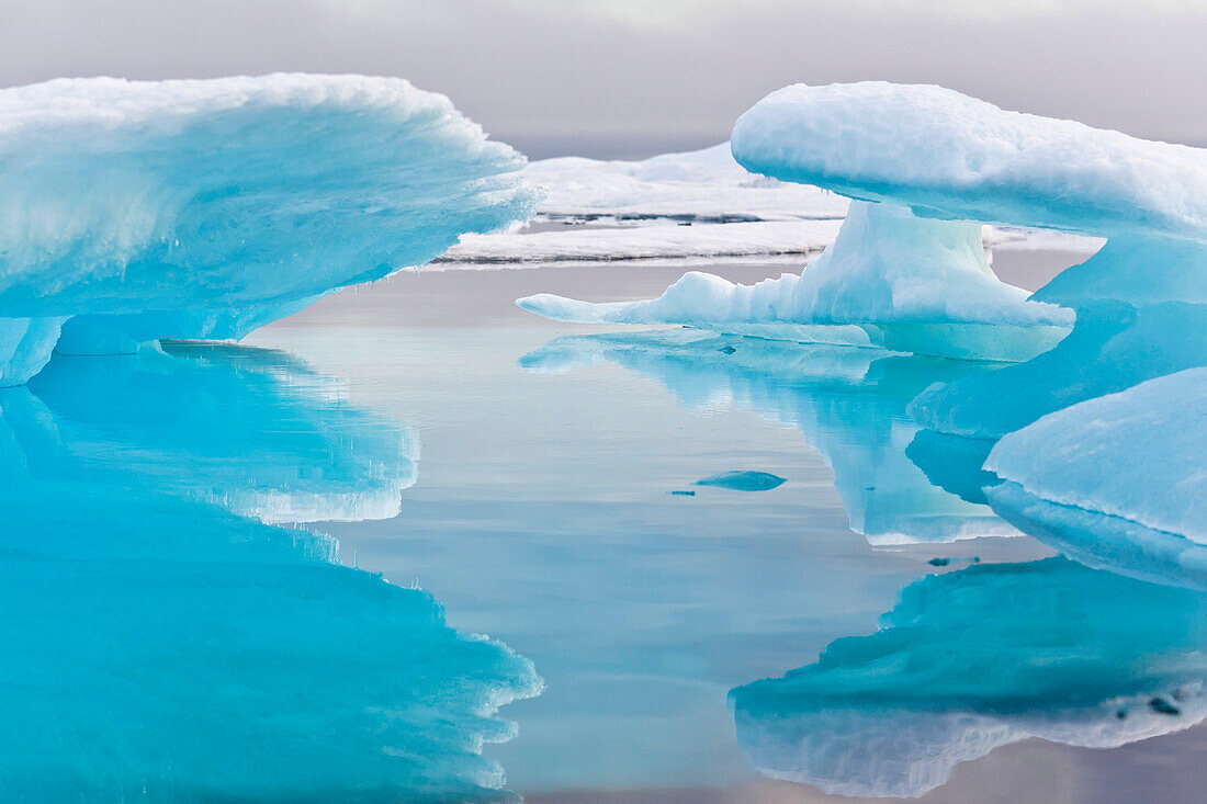 Mixed pack ice in Barrow Strait, Qikiqtaaluk Region, Nunavut, Canada Nunavut, Canada