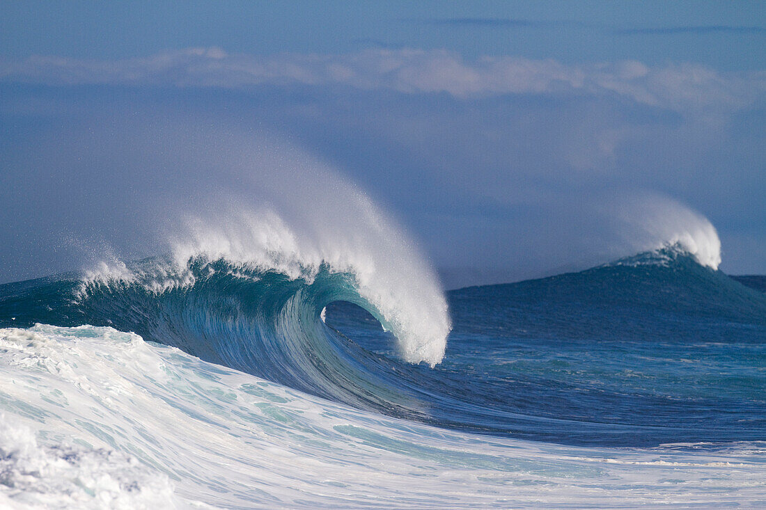 A wave breaking at Off The Wall in Hawaii north shore of Oahu, Hawaii, USA