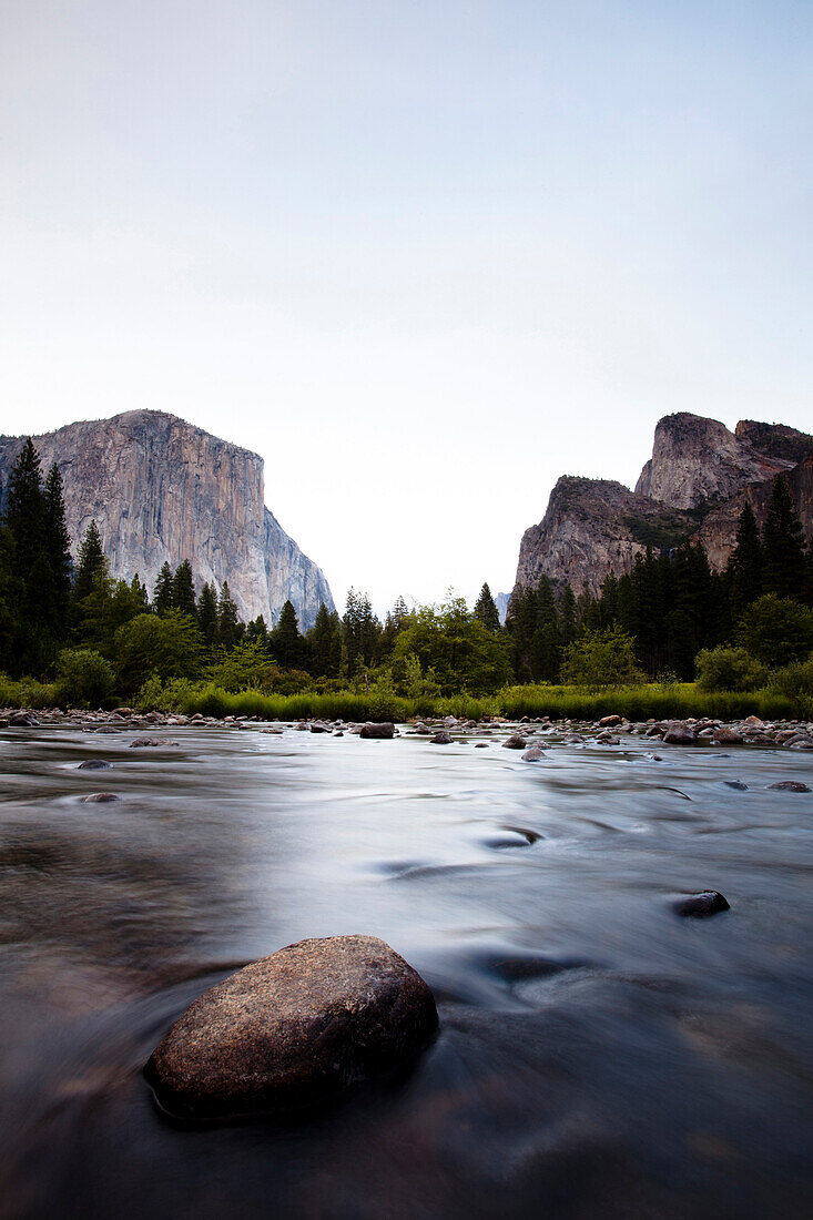 The Merced River gently flows through the gates of Yosemite Valley., Yosemite, California, USA
