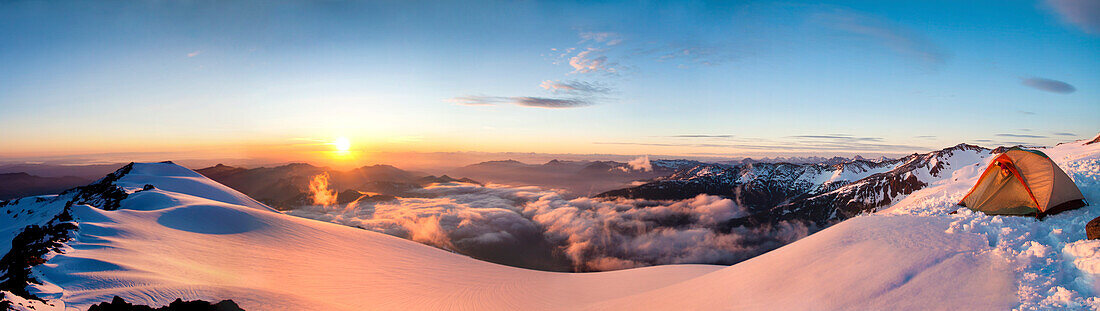 Climbing Mount Baker., Mount Baker, WA, United States