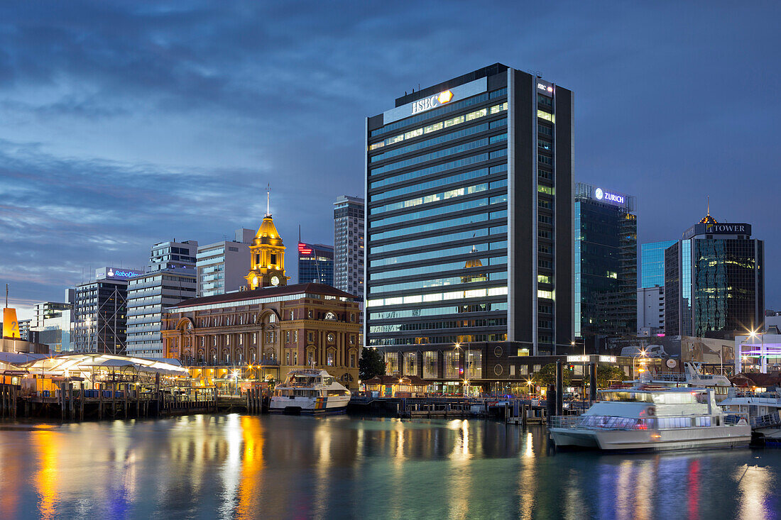 Auckland Skyline in the evening, Quay Street, North Island, New Zealand