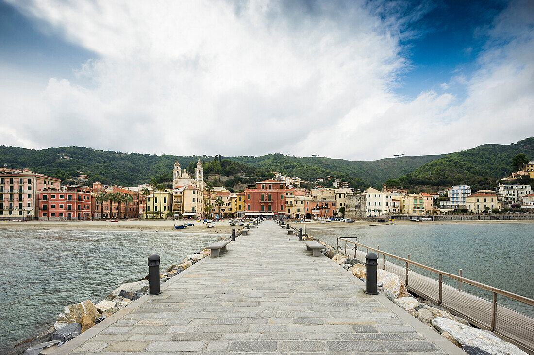 View of the town and beach, Laigueglia, Province of Savona, Riviera di Ponente, Liguria, Italy