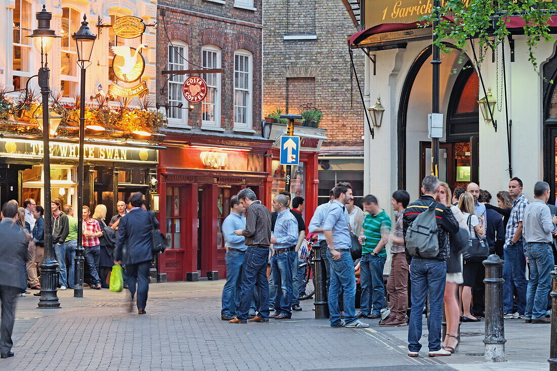 The Roundhouse Pub, Garrick Street, West End, London, England, Vereinigtes Königreich