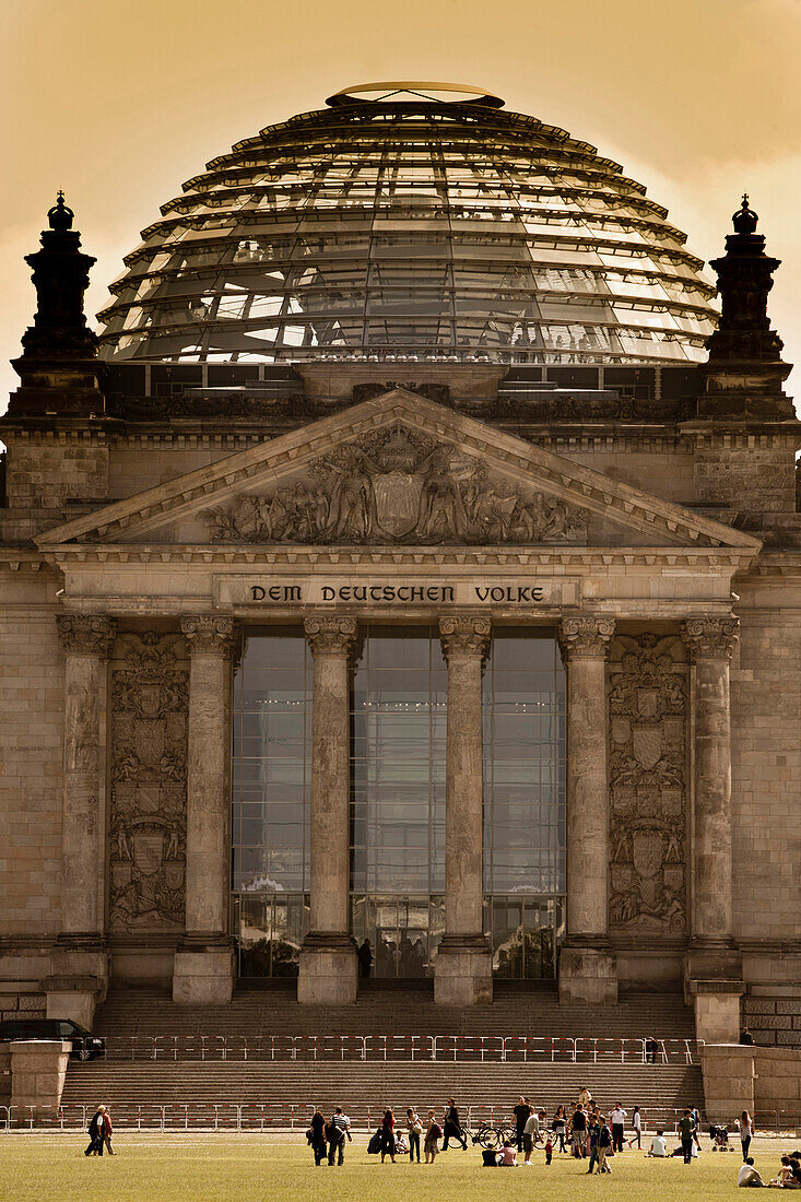 Columned building with glass dome, Berlin, Germany, Berlin, Germany, Europe