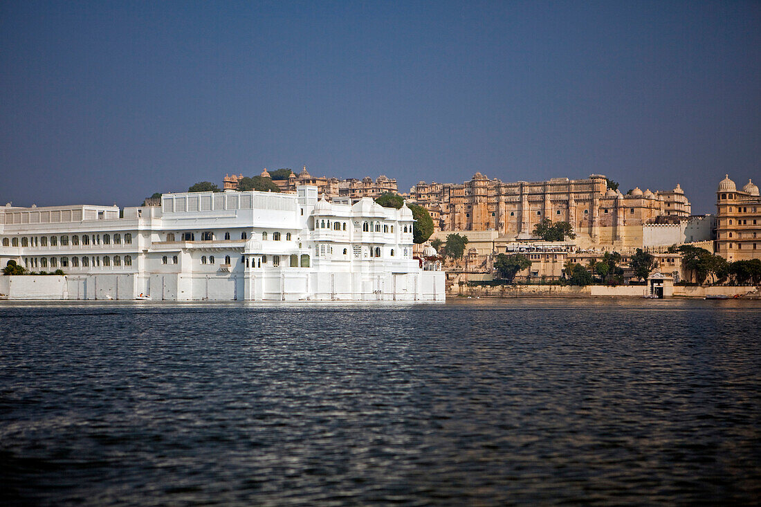 Lake Palace on Lake Pichola, Udaipur, Rajasthan, India