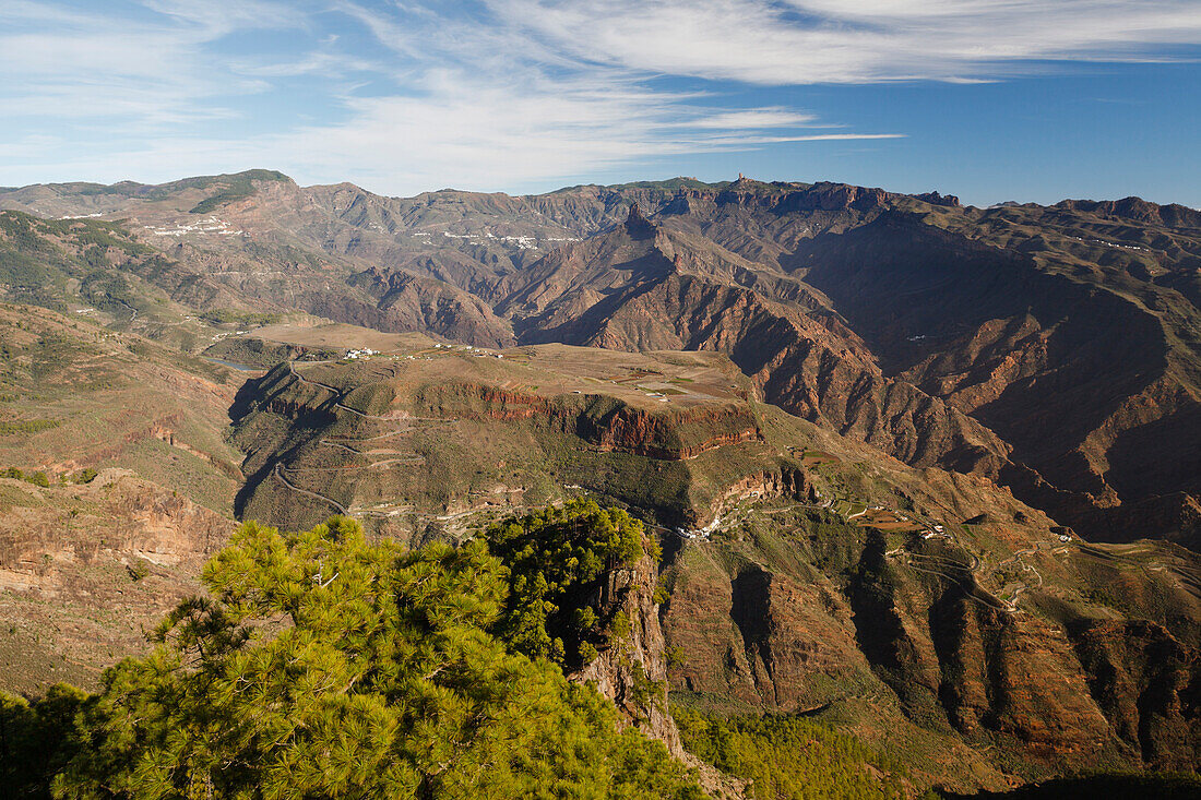 Roque Nublo, Roque Bentayga, Meseta de Acusa, caves, village, Acusa Verde, Parque Rural del Nublo, Natural Preserve, mountains, UNESCO Biosphere Reserve, center, Gran Canaria, Canary Islands, Spain, Europe