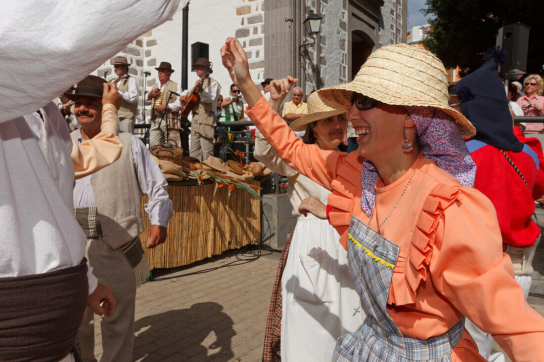 folk dance at the festival of almond blossom, Fiesta del Almendrero en Flor, Valsequillo, near Telde, Gran Canaria, Canary Islands, Spain, Europe