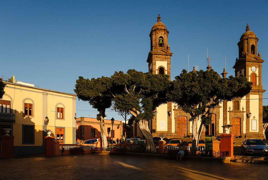 Square with church, Santa Maria de Guia, Gran Canaria, Canary Islands, Spain, Europe