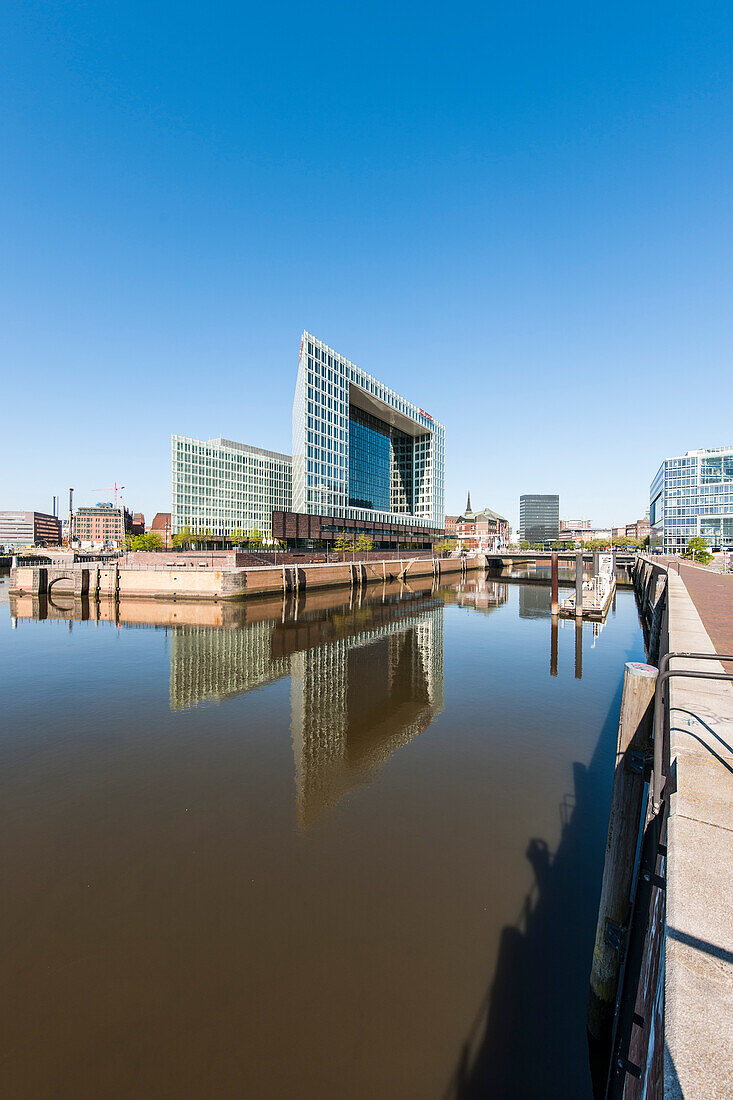 Hafencity of Hamburg with Spiegel building and Deichtorhallen, Hamburg, Germany