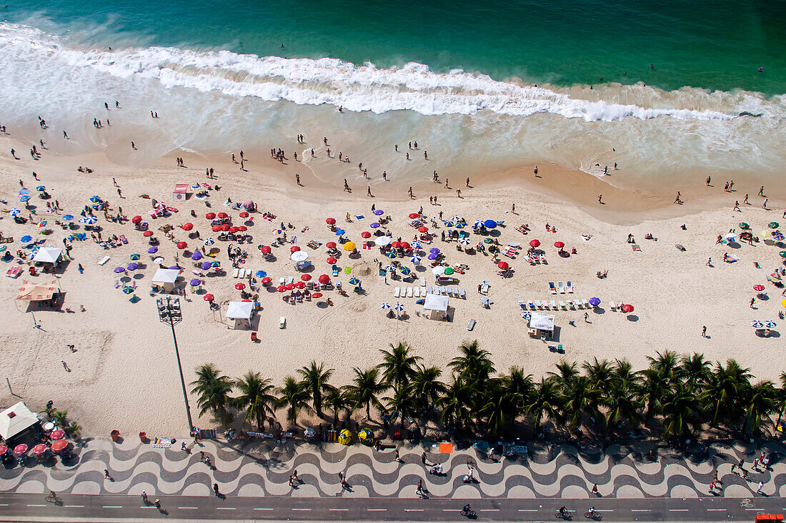 Beach promenade, Copacabana beach, Rio de Janeiro, Brasil, South America