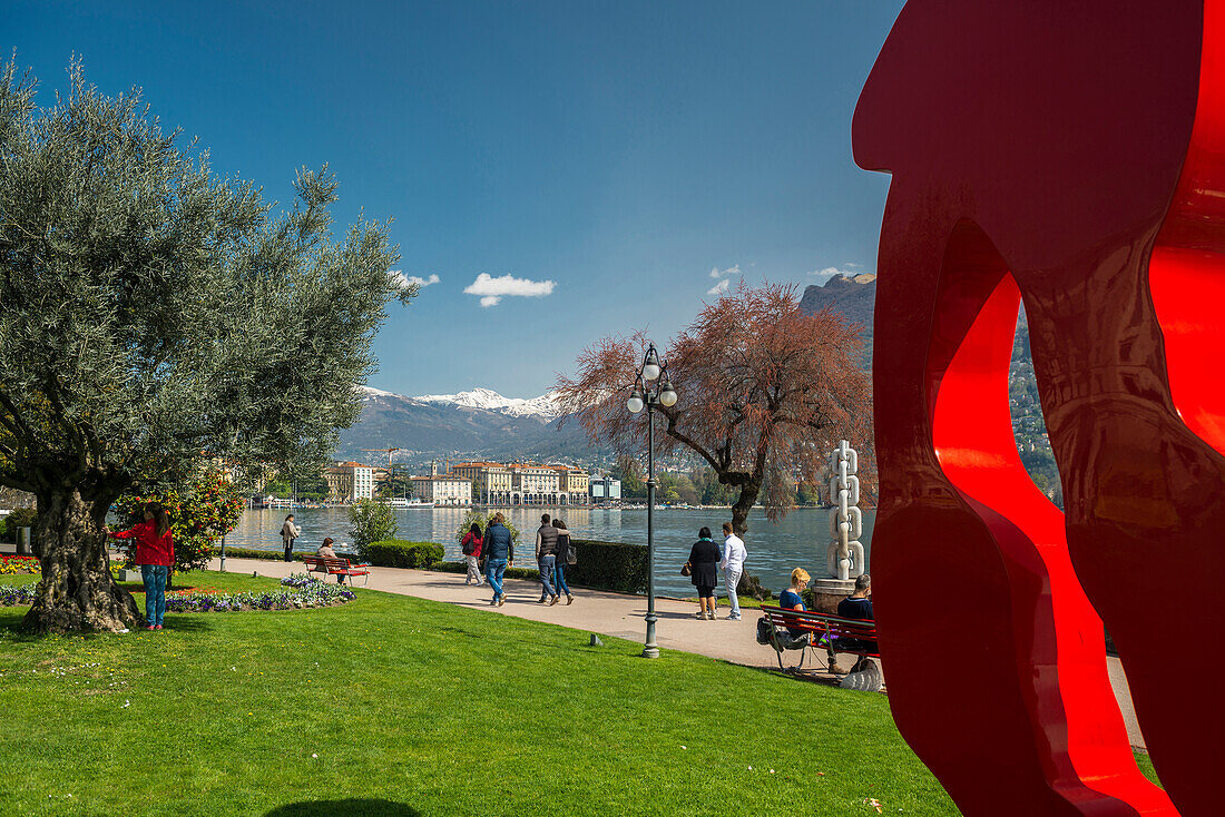 Lake shore in Paradiso, Lugano, Lake Lugano, canton of Ticino, Switzerland