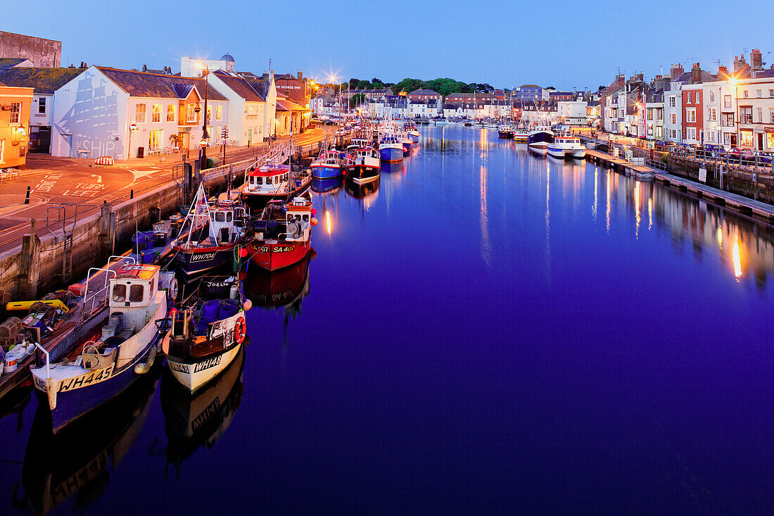 Weymouth Harbour at night, Weymouth, Dorset, England, Great Britain