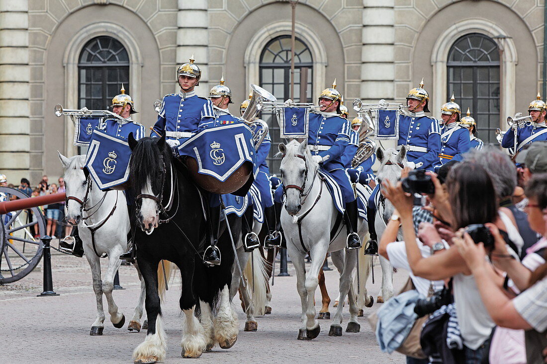 Changing of the guards in front of the kings palace, Gamla Stan, Stockholm, Sweden