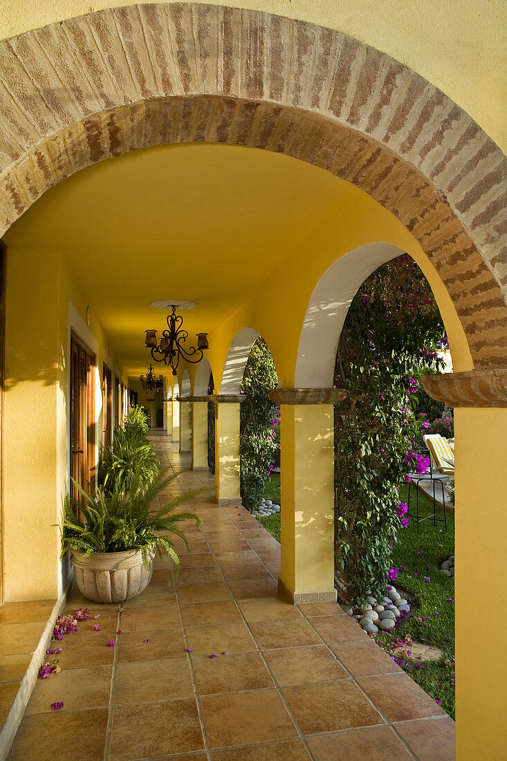 Hotel walkway with arches, San Jose del Cabo, Mexico.