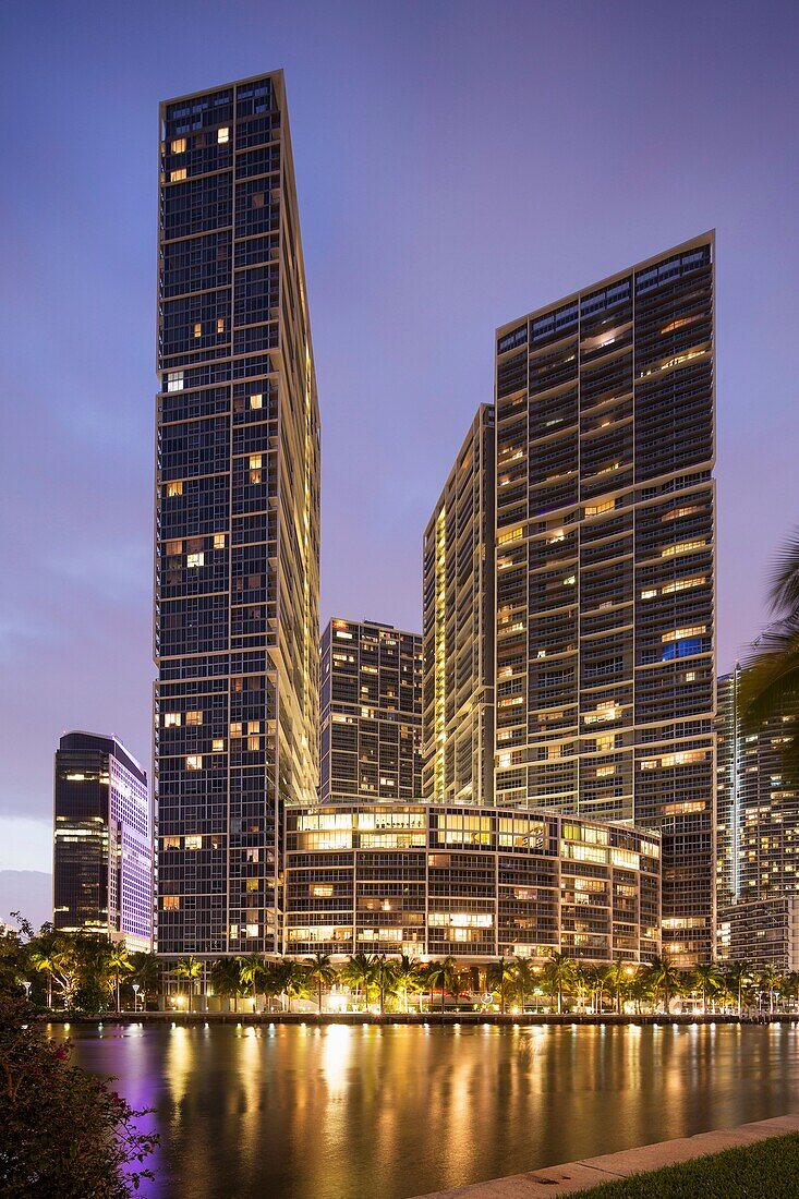 Icon Brickell, from Brickell Key, Miami, Florida, USA (architect = Arquitectonica).