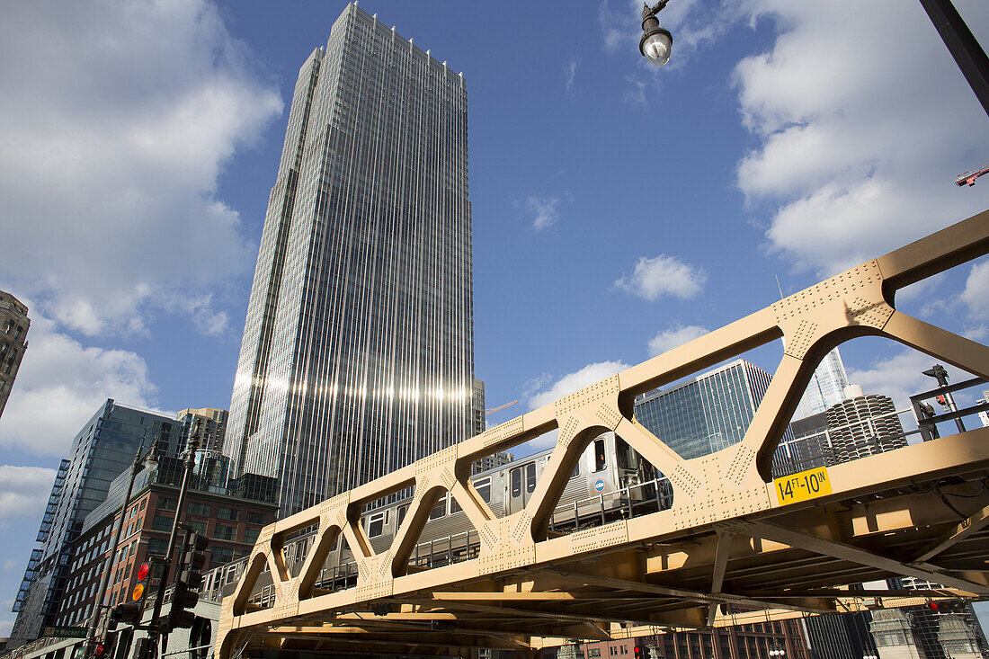 Bridge over Chicago River w/ CTA train, Chicago, Illinois, USA