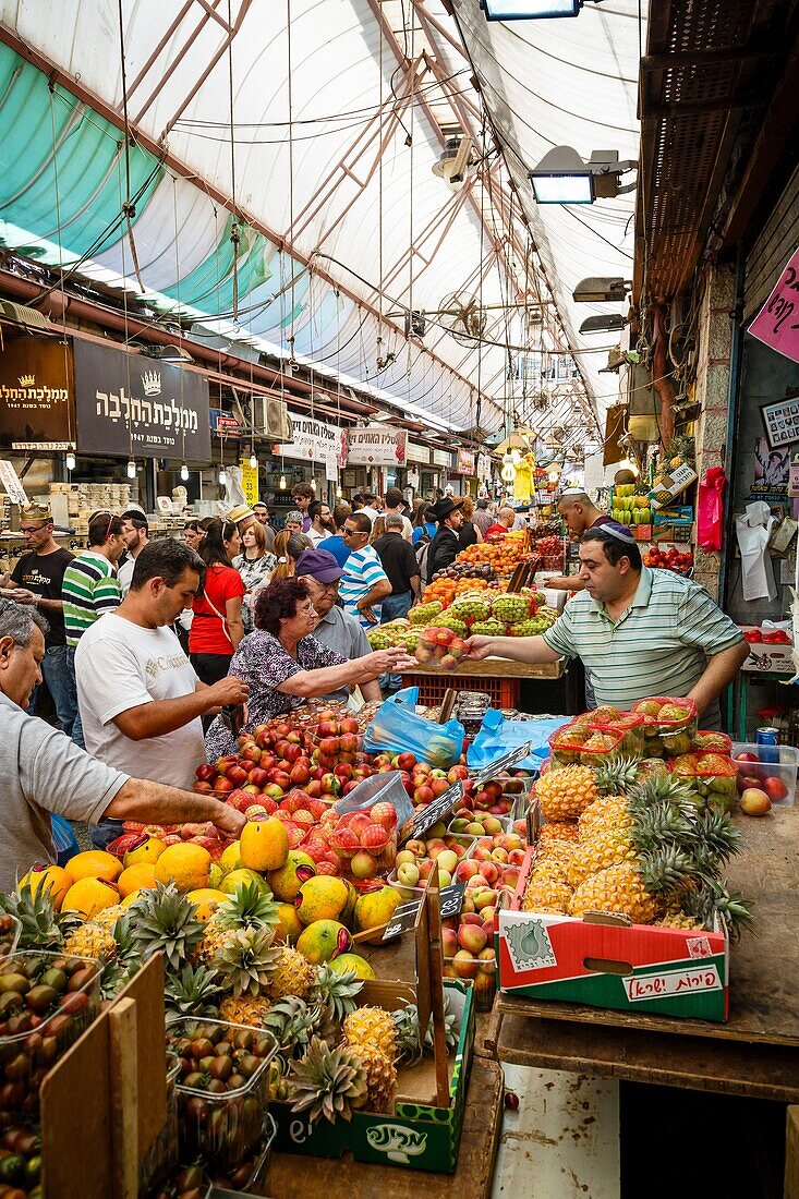 Fruits and vegetables stalls at Mahane Yehuda market, Jerusalem, Israel.