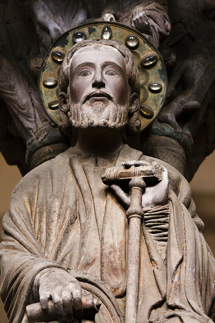 St James the Apostle on the mullion of the Pórtico de la Gloria, 12th century Romanesque portico of the catedral, Santiago de Compostela, Way of St James, A Coruña, Galicia, Spain