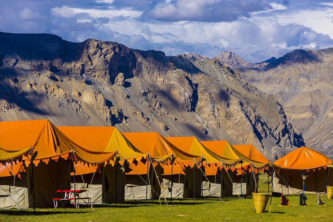 Gold Drop Camp (tented accomodation) at Sarchu The camp (at 14,432 feet) along the so-called Leh-Menali Highway is between the Baralacha La and Lachulung La Passes, near the boundary between Himachal Pradesh and Ladakh in India.
