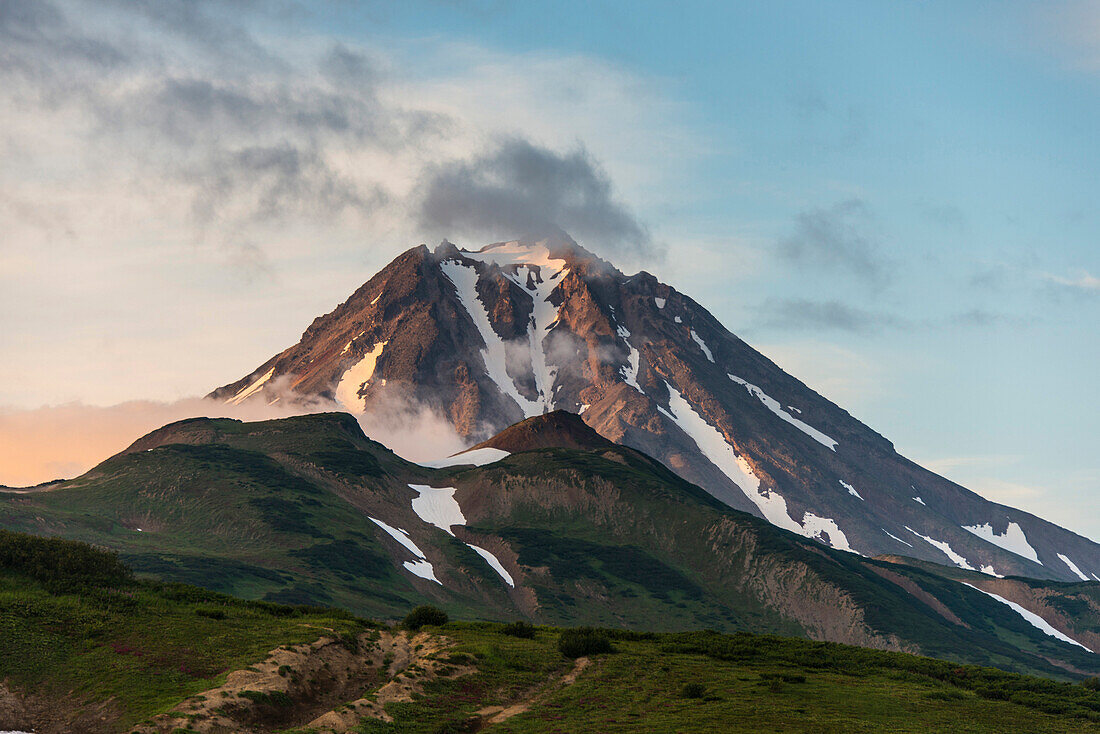 Vilyuchinsk volcano, Kamchatka, Russia, Eurasia