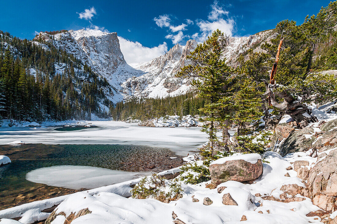 Bear Lake in winter, Rocky Mountain National Park, Colorado, United States of America, North America