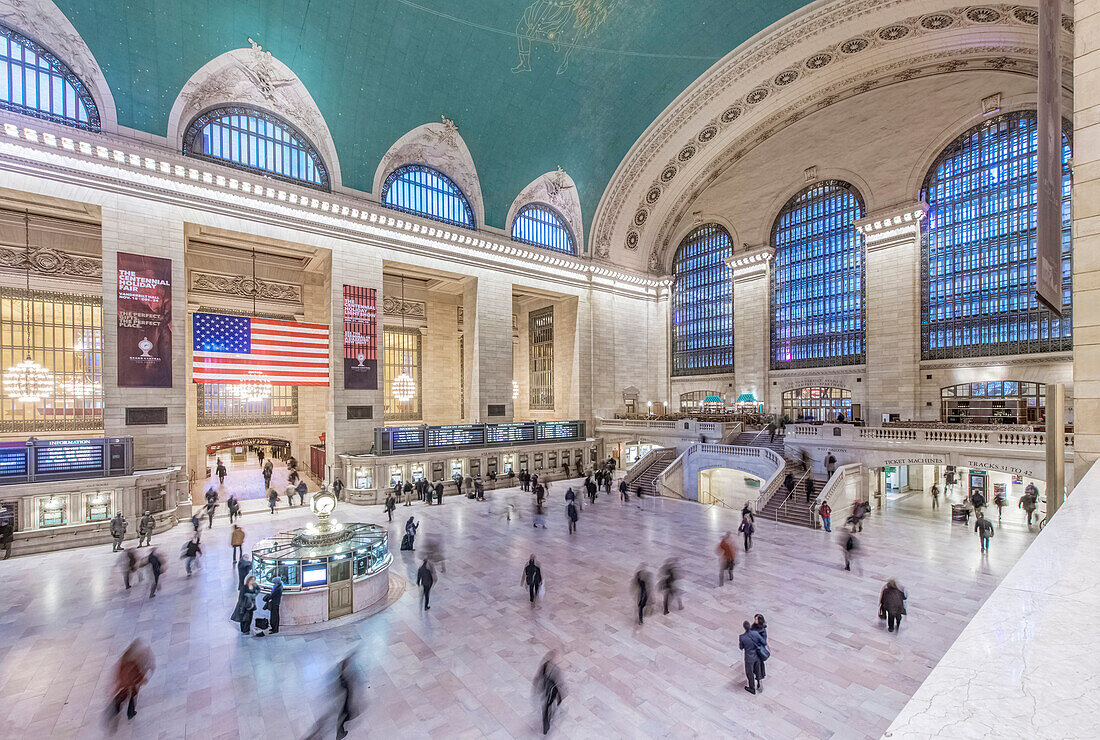 Blurred view of people in Grand Central station, New York City, New York, United States, New York, New York, USA