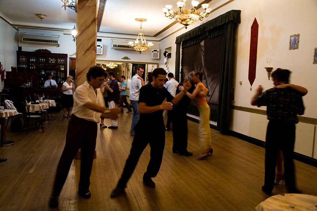 Tango school in HOTEL DANDI, specialized in TANGO, SAN TELMO historical area Buenos Aires - Argentina