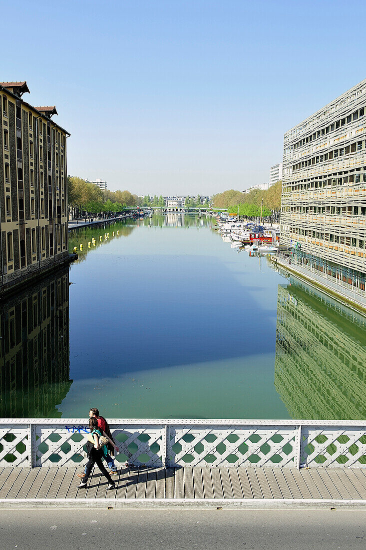 France, Paris, 19th district, Pond of La Villette, Rotunda(Back seat)
